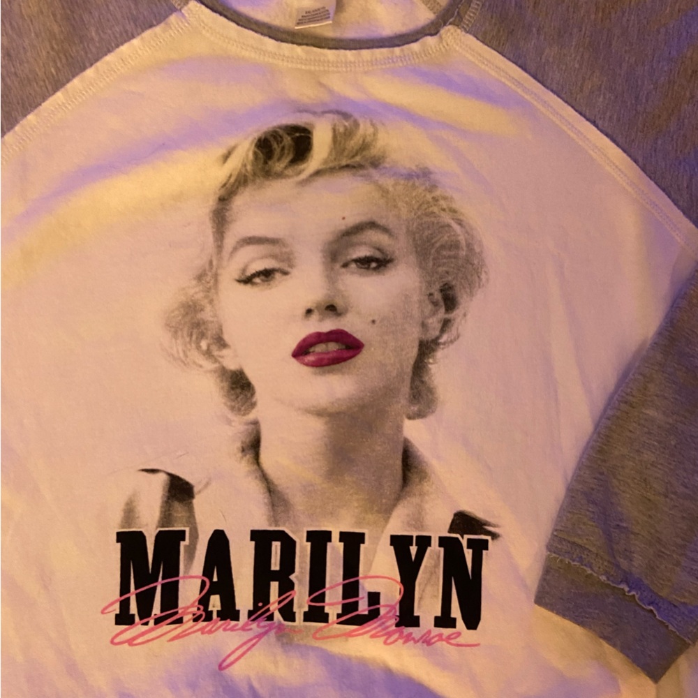 Marilyn Monroe  Graphic Long Sleeve Shirt